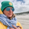 Beanie NOA "barfuss am Strand" Patch gelb – Bild 11