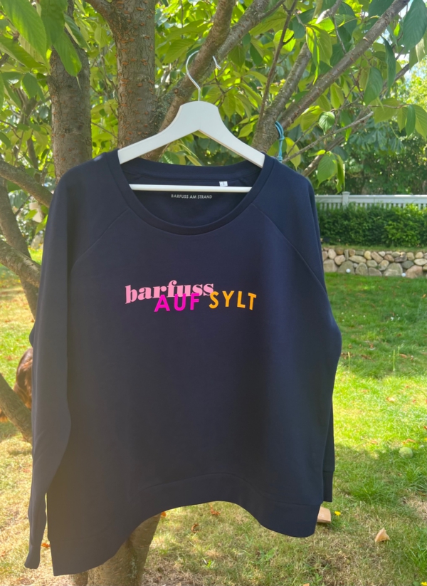Sweater FRIDA „barfuss auf Sylt“ in french navy – Bild 5