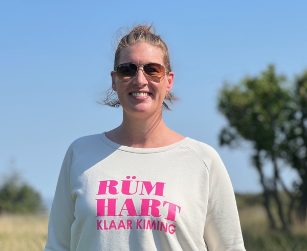 Sweater FRIDA „Rüm Hart Klaar Kiming“ in vintage white (women)