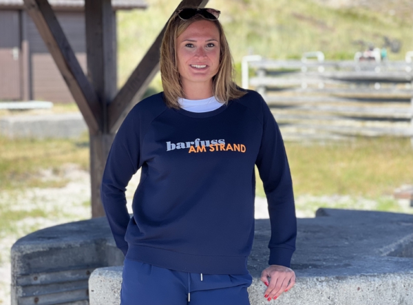 Sweater FRIDA „barfuss am Strand“ in french navy (women)