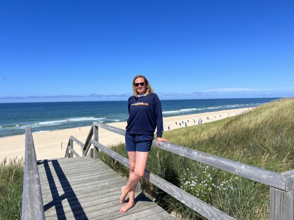Sweater FRIDA „barfuss am Strand“ in french navy (women) – Bild 2