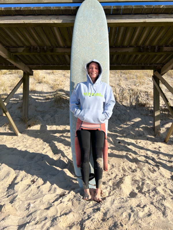 Hoodie LUCA „Rüm Hart Klaar Kiming“ in serene blue (unisex) – Bild 4